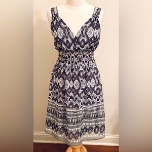 Mlle Gabrielle Grey Black Geometric Sleeveless Smocked Beaded Lined Dress Size M